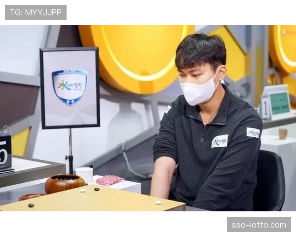 花絮：决赛前夜，日本队集体进行放松冥想训练