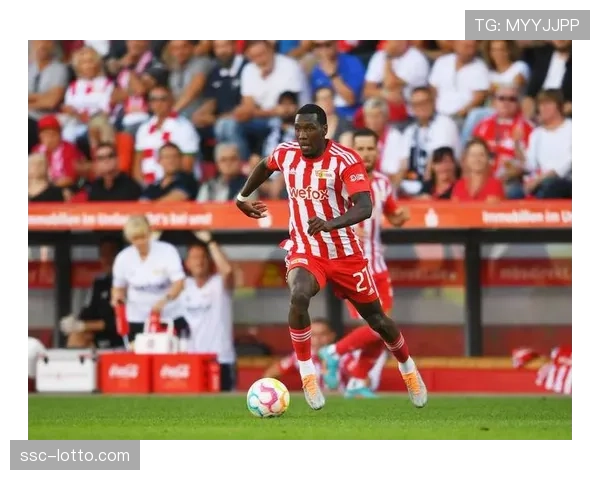 前柏林赫塔高管涉嫌财务造假案于柏林地方法院开庭 前柏林赫塔高管涉嫌财务造假案于柏林地方法院开庭